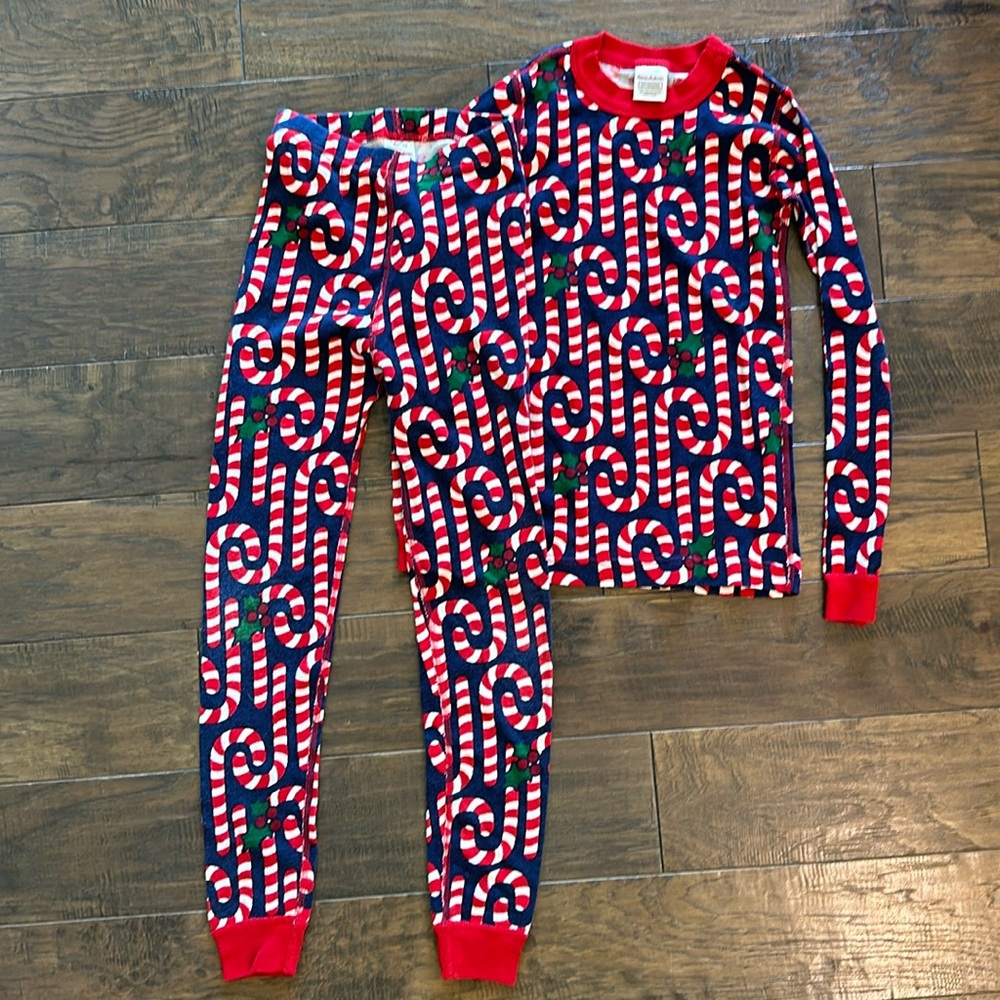 Hanna Andersson candy cane pajamas size 8